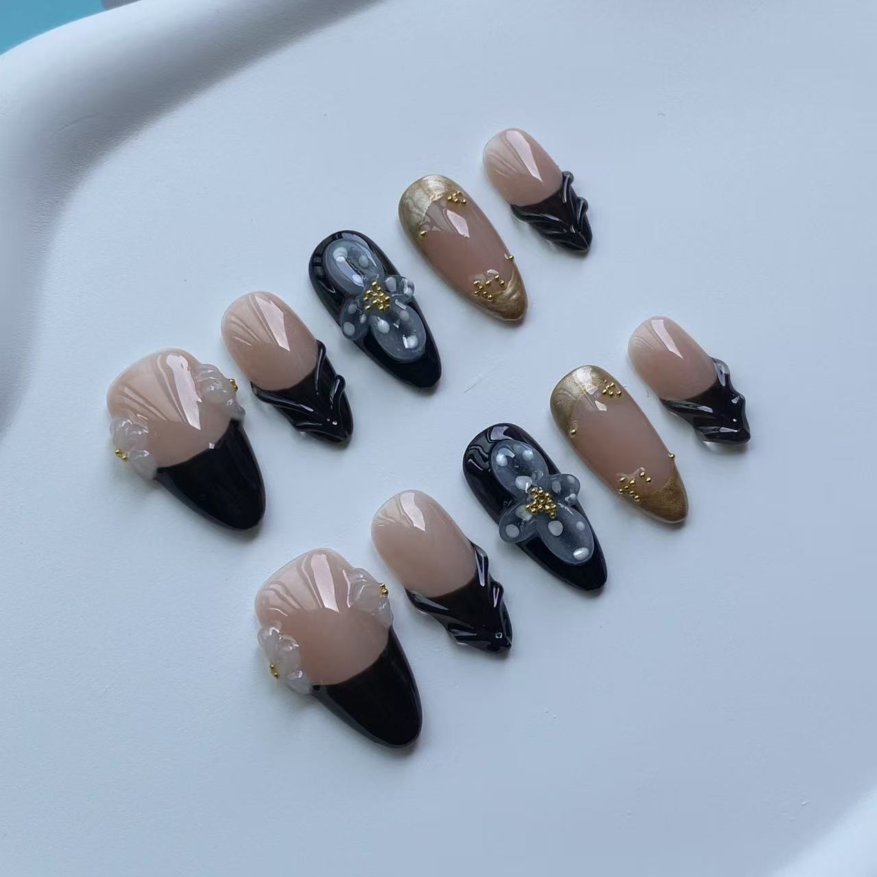 B01—Handmade Almond 3D Sculpted French Wearable Nails